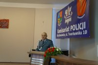 uroczysta przemowa dla policjantów